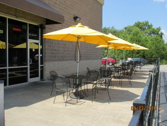 Sidelines Grill